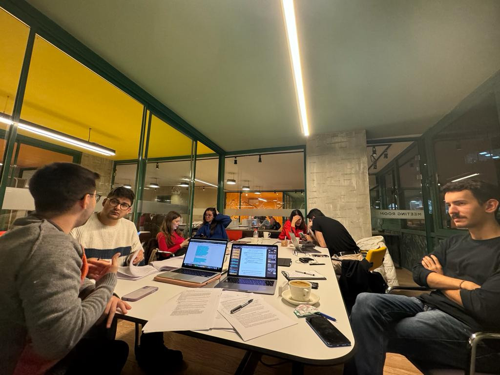 1705428536-WhatsApp Image 2023-12-21 at 19.28.57.jpg